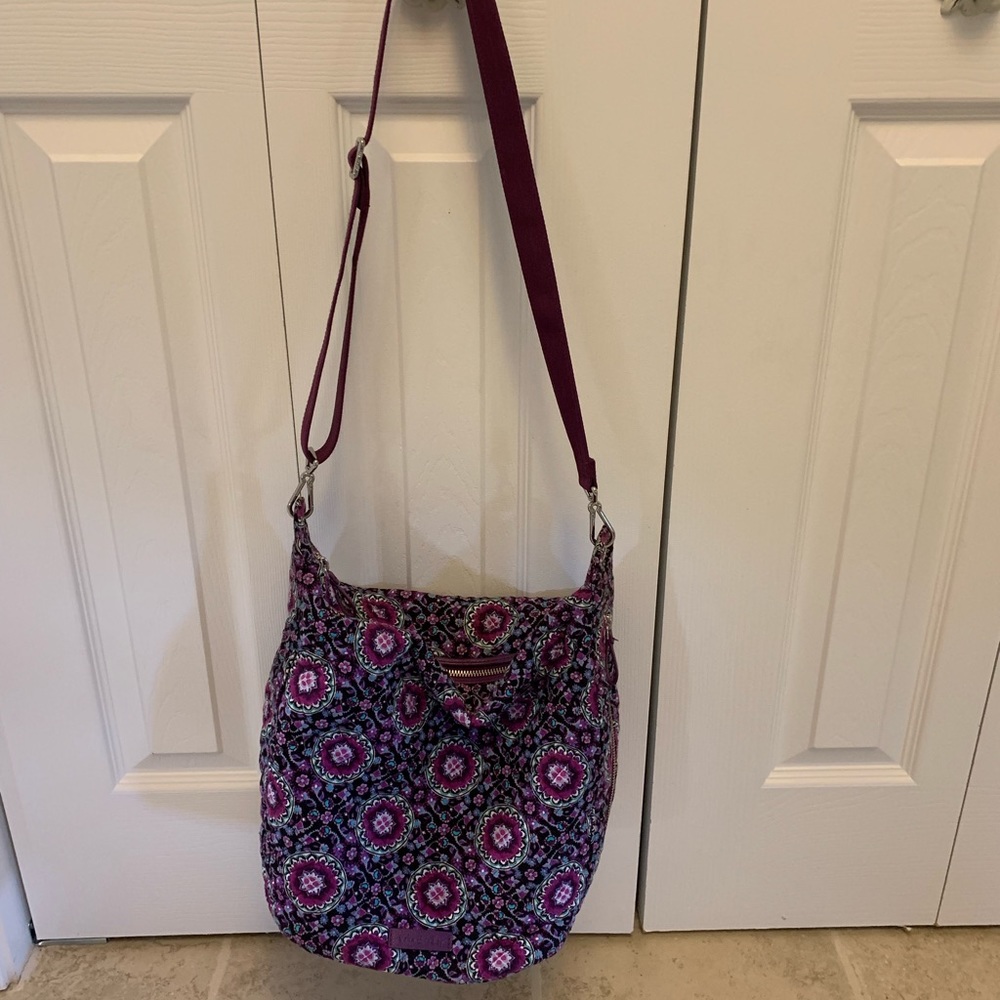 Vera Bradley Carson Hobo - Lilac Medallion